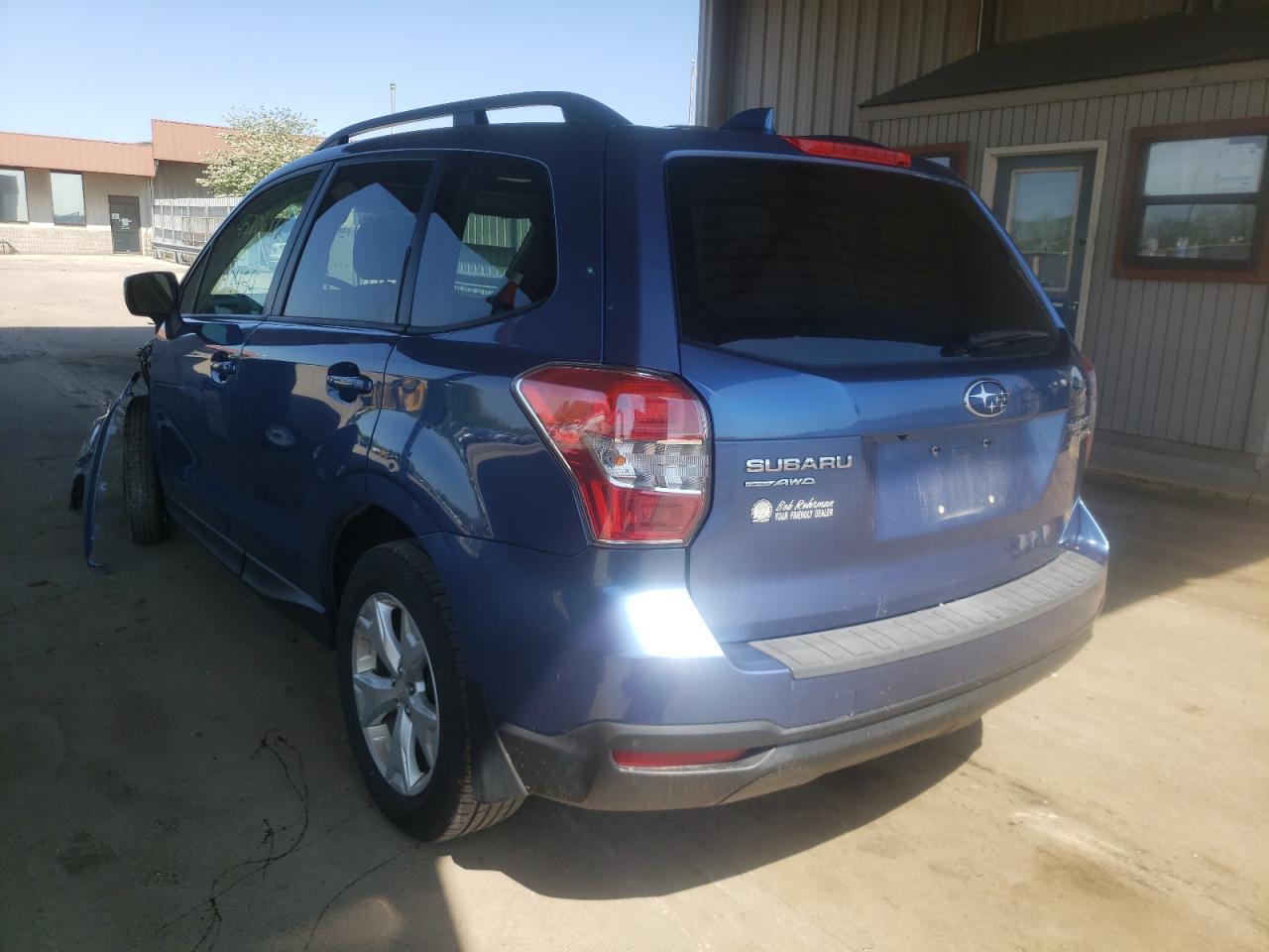 Photo 3 from auction – 2016 SUBARU FORESTER 2 with VIN JF2SJADC2GH517930