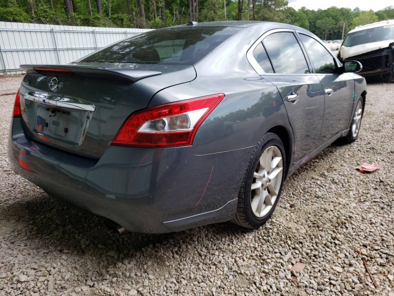 Photo 4 from auction – 2010 NISSAN MAXIMA S with VIN 1N4AA5APXAC808940