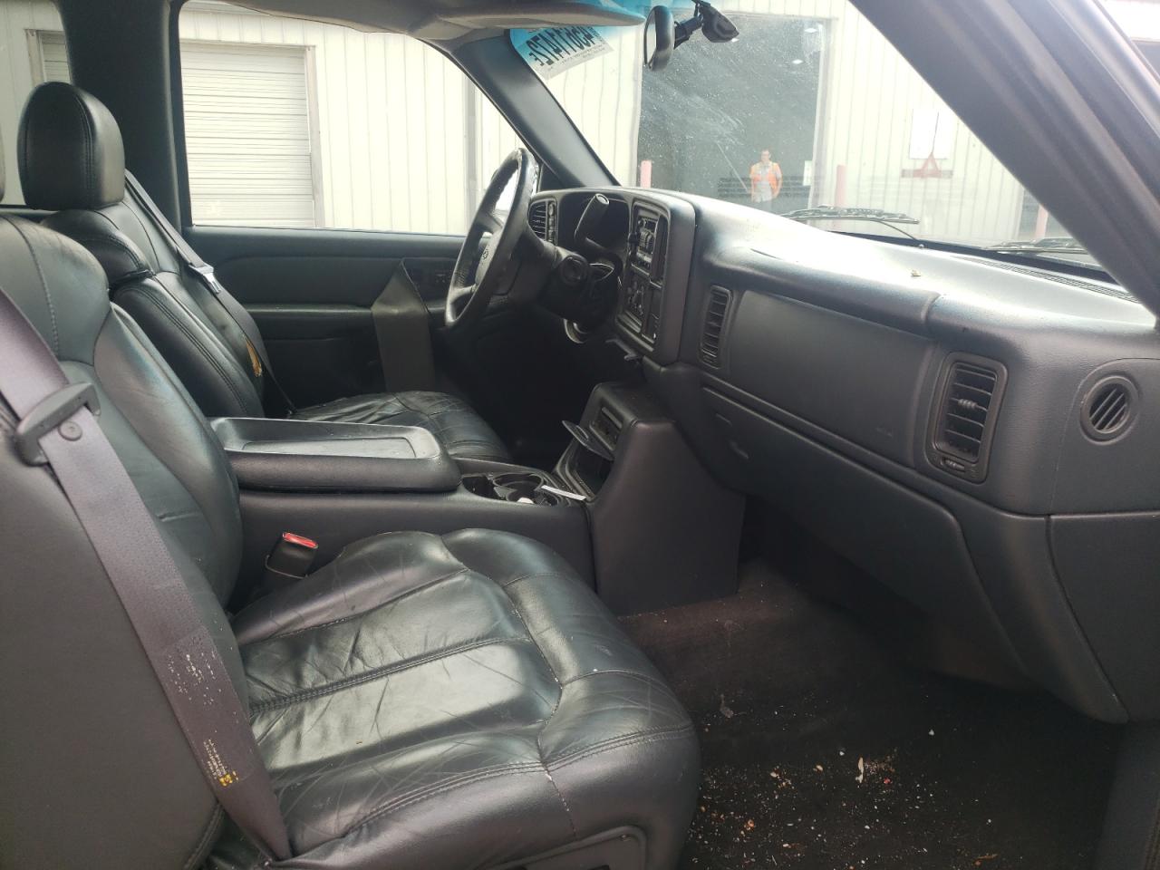 Photo 5 from auction – 2000 CHEVROLET SILVERADO with VIN 1GCEK19T4YE129327