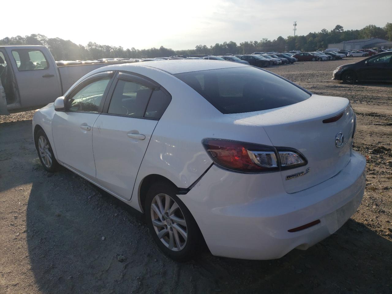 Photo 3 from auction – 2012 MAZDA 3 I with VIN JM1BL1W89C1683771