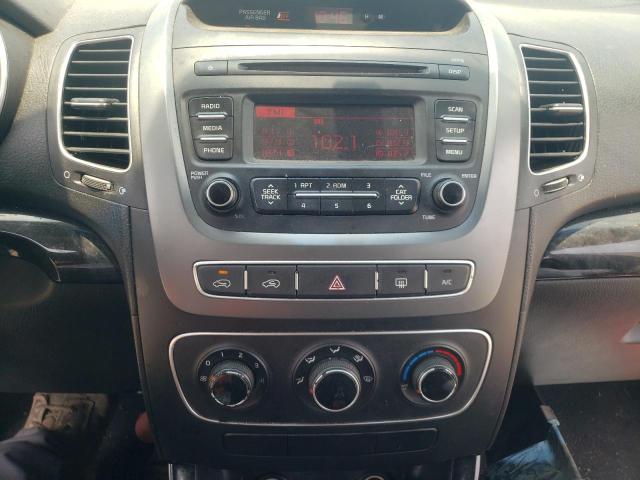 Photo 9 from auction – 2015 KIA SORENTO LX with VIN 5XYKT3A68FG590973