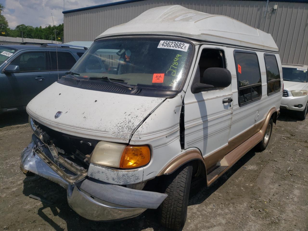 Photo 2 from auction – 2000 DODGE RAM VAN B1 with VIN 2B6HB11Y9YK127948