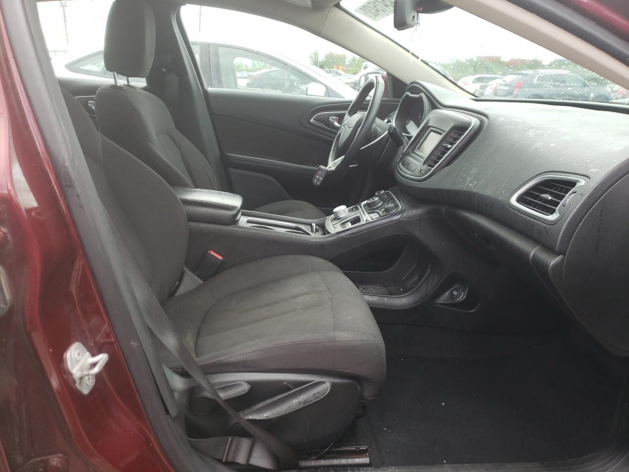 Photo 5 from auction – 2015 CHRYSLER 200 LIMITE with VIN 1C3CCCAB1FN605201