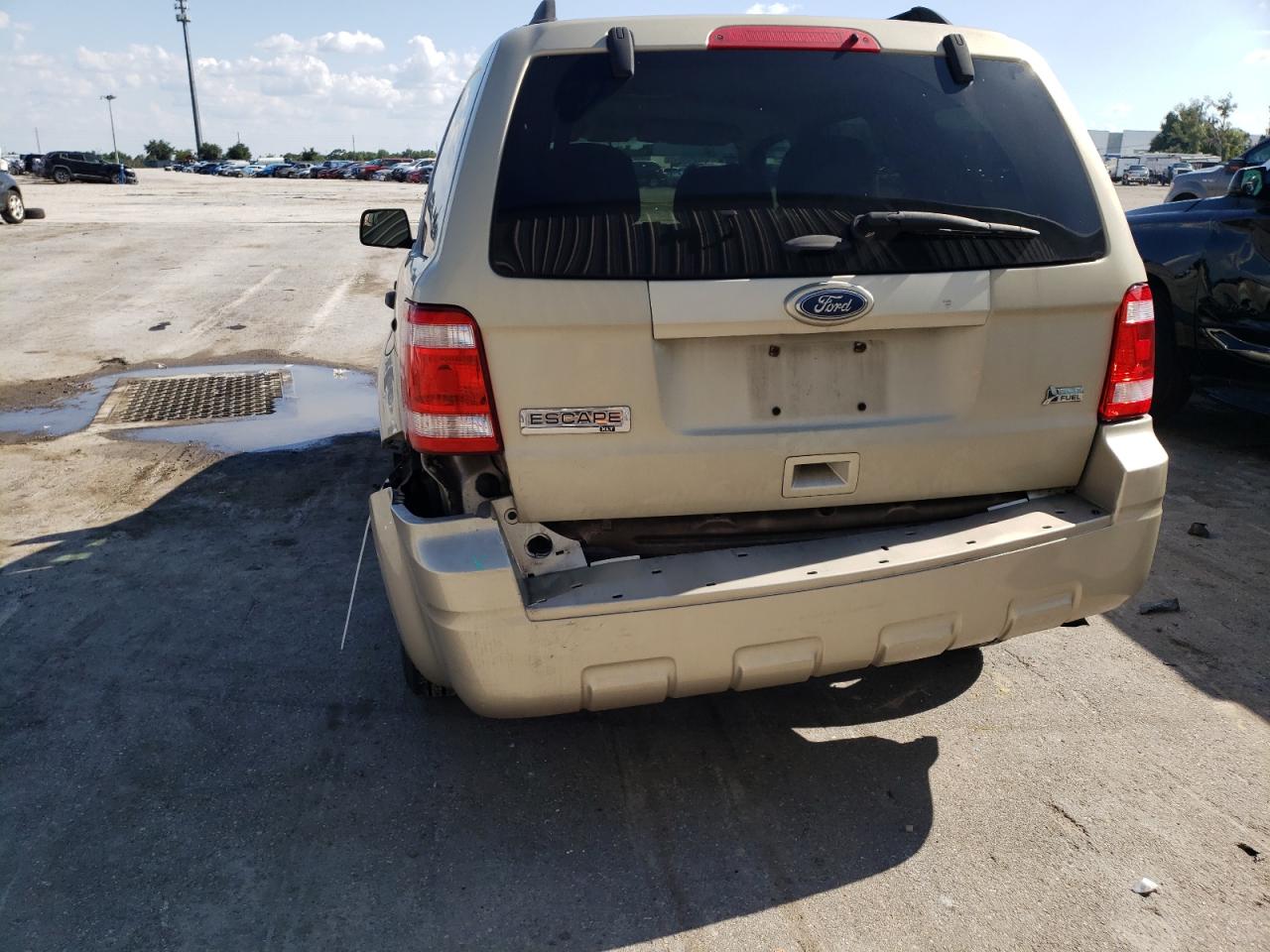 Photo 9 from auction – 2011 FORD ESCAPE XLT with VIN 1FMCU0DG9BKB65928