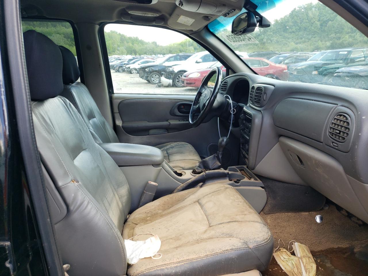 Photo 5 from auction – 2002 CHEVROLET TRAILBLAZE with VIN 1GNDT13S722417030