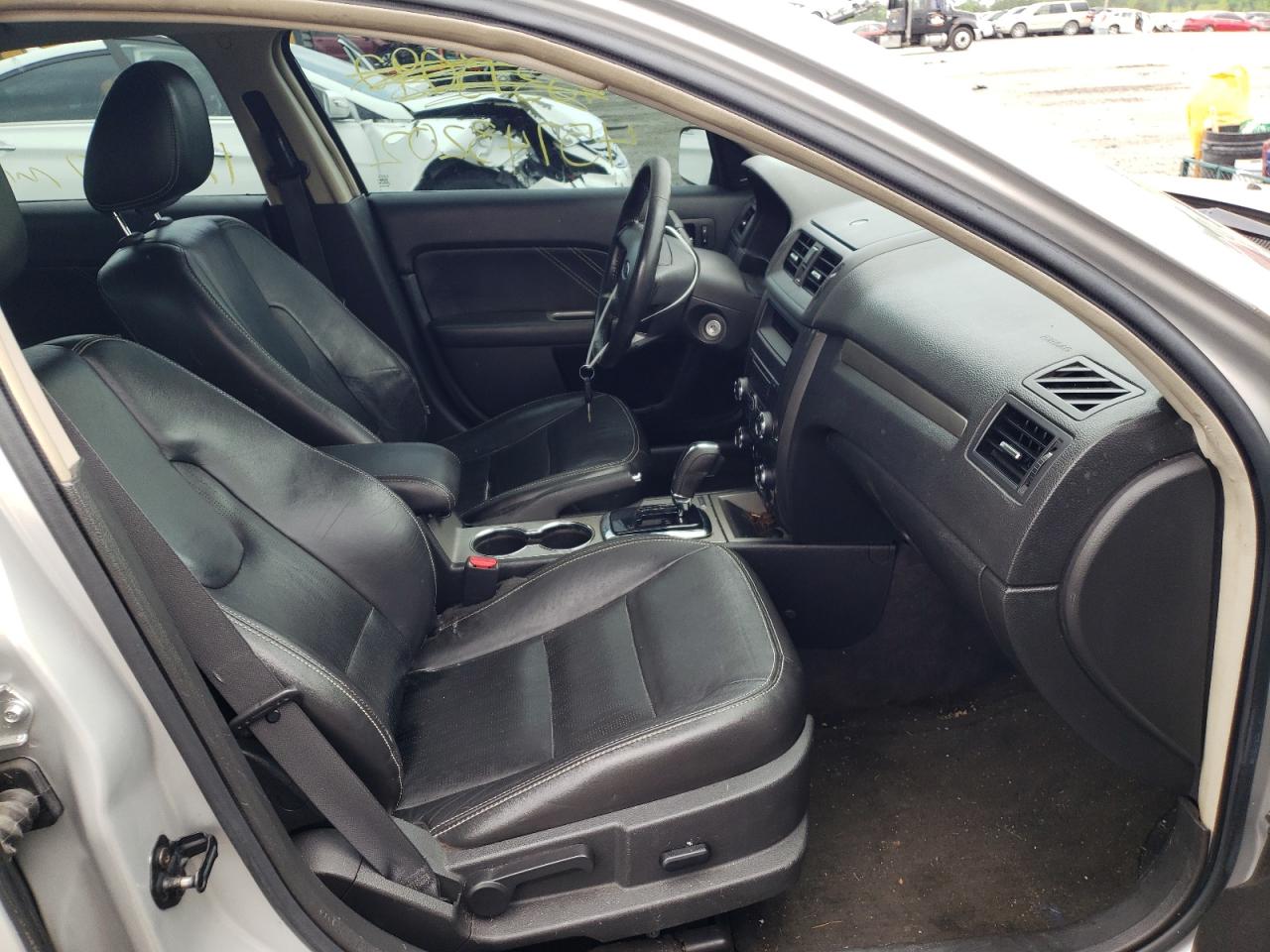 Photo 5 from auction – 2010 FORD FUSION with VIN 3FAHP0KC1AR110374