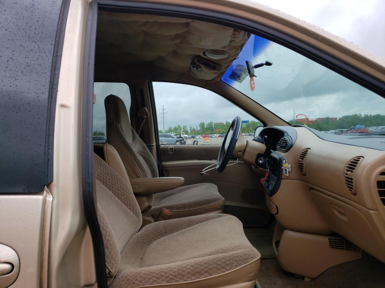 Photo 5 from auction – 1999 DODGE CARAVAN SE with VIN 1B4GP45G5XB896640