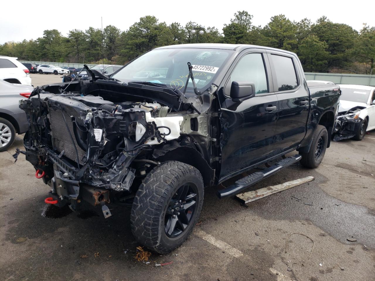 Photo 2 from auction – 2019 CHEVROLET SILVERADO with VIN 3GCPYCEH8KG169513