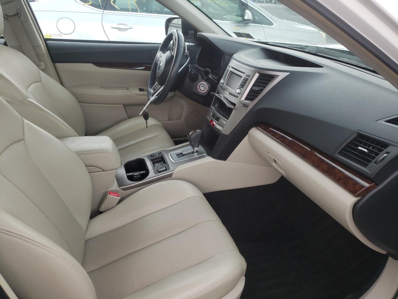 Photo 5 from auction – 2014 SUBARU LEGACY 2.5 with VIN 4S3BMBL68E3036839