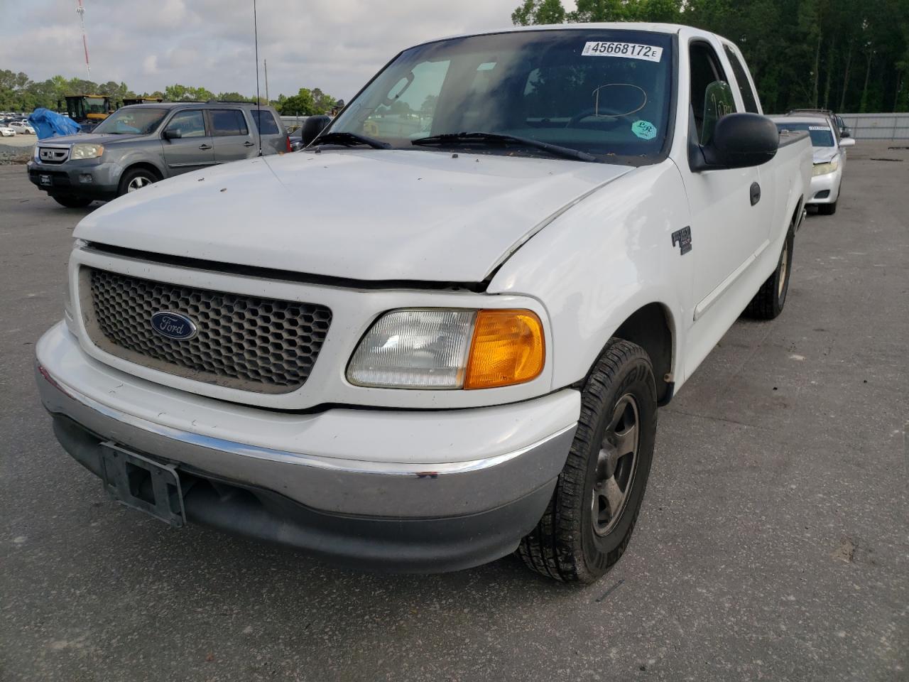 Photo 2 from auction – 2004 FORD F-150 HERI with VIN 2FTRX17W54CA91137