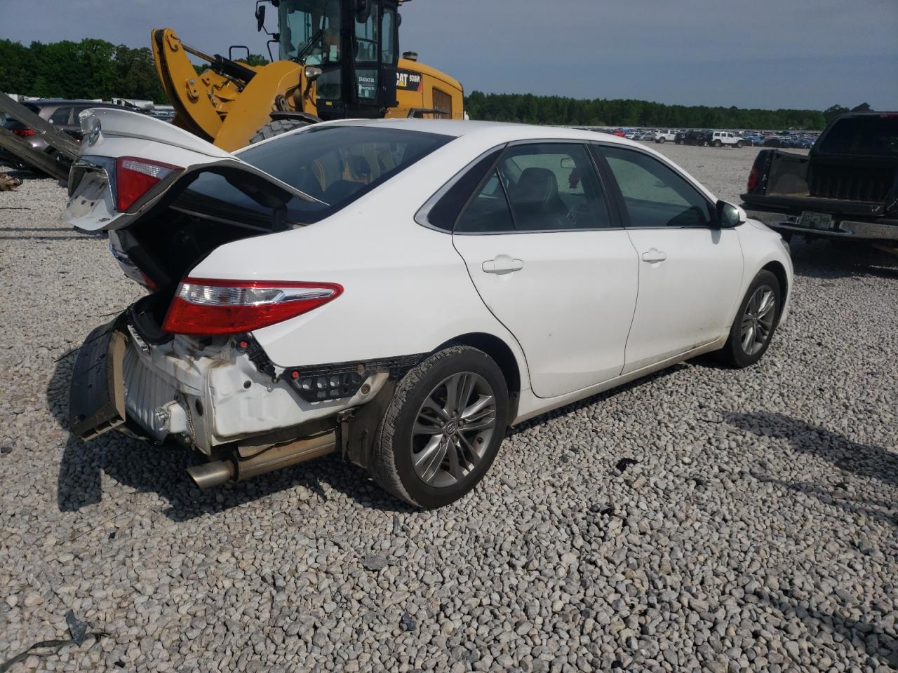 Photo 17 from auction – 2015 TOYOTA CAMRY LE with VIN 4T1BF1FK5FU030517