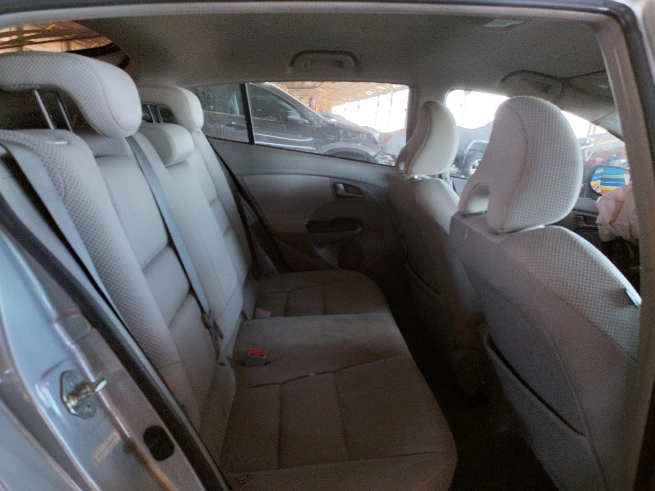 Photo 6 from auction – 2010 HONDA INSIGHT EX with VIN JHMZE2H75AS039077