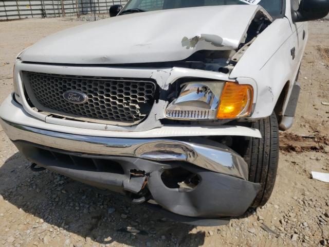 Photo 9 from auction – 2004 FORD F-150 HERI with VIN 2FTRX18W64CA37571