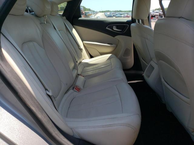Photo 6 from auction – 2017 CHRYSLER 200 LIMITE with VIN 1C3CCCAB9HN505768