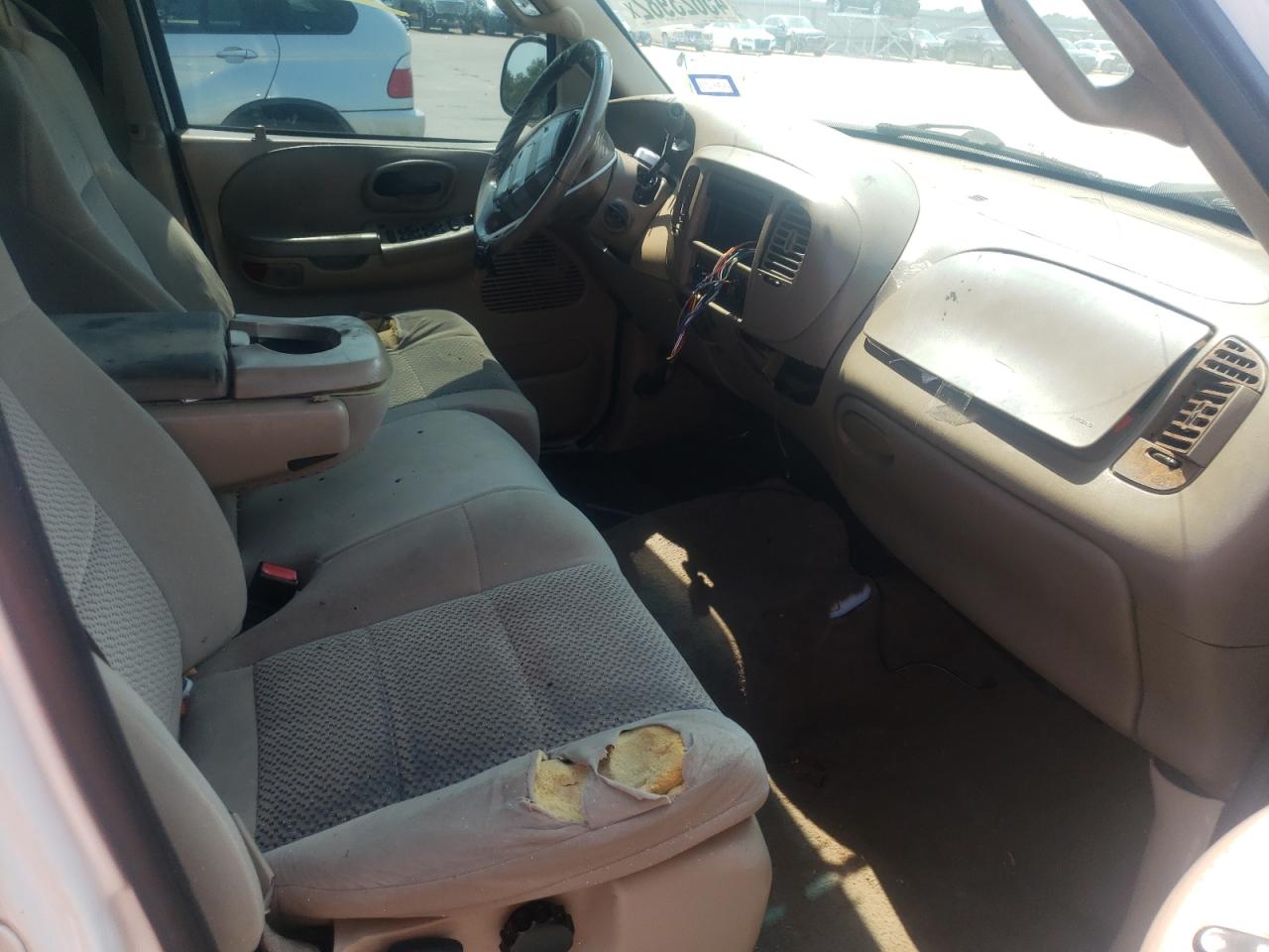 Photo 5 from auction – 2001 FORD F150 SUPER with VIN 1FTRW07L51KE52991