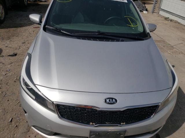 Photo 9 from auction – 2017 KIA FORTE LX with VIN 3KPFL4A78HE117509