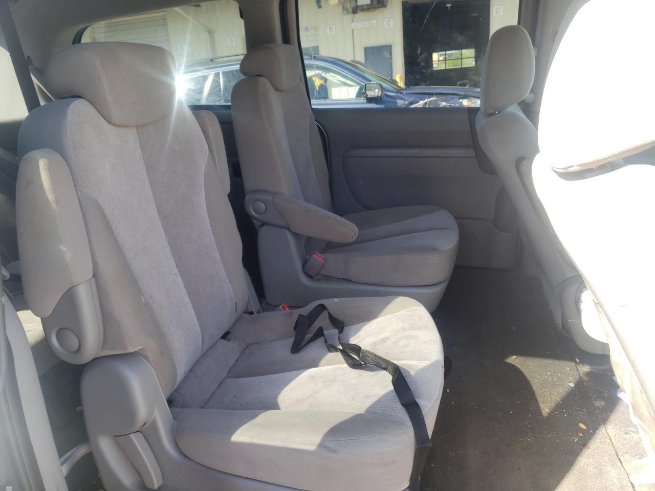 Photo 6 from auction – 2009 KIA SEDONA EX with VIN KNDMB233596315433