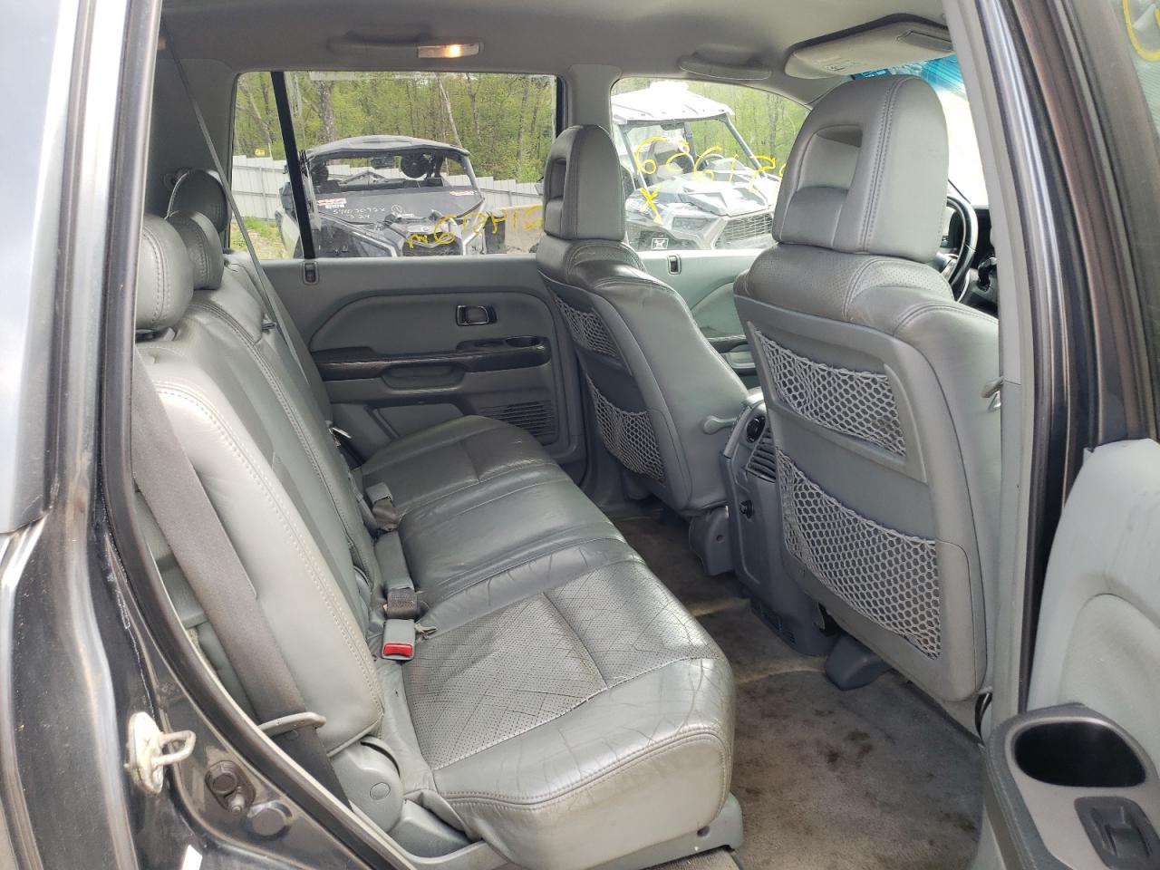 Photo 6 from auction – 2004 HONDA PILOT with VIN 2HKYF18794H587137