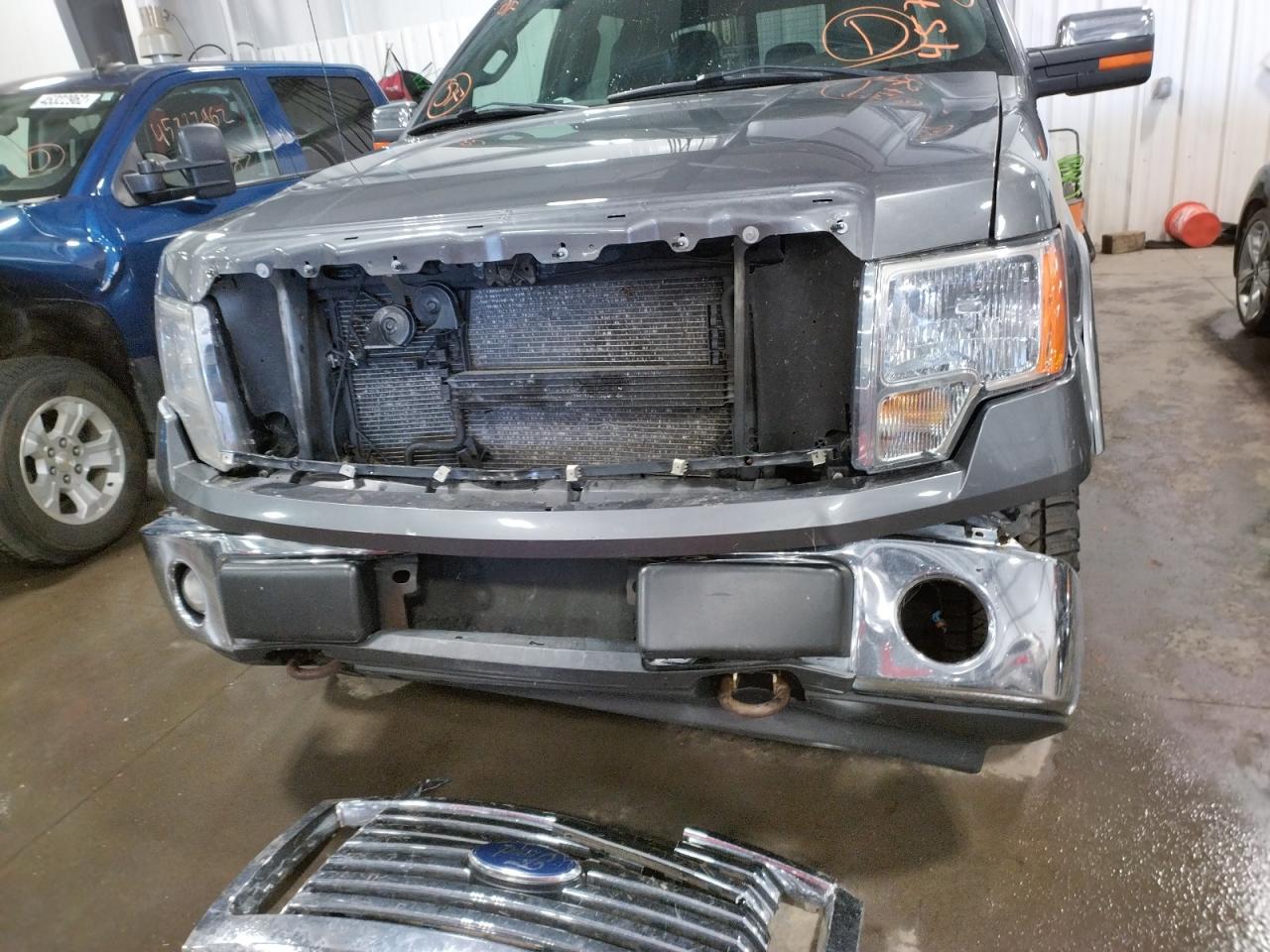 Photo 9 from auction – 2011 FORD F150 SUPER with VIN 1FTFW1EF2BFD39919