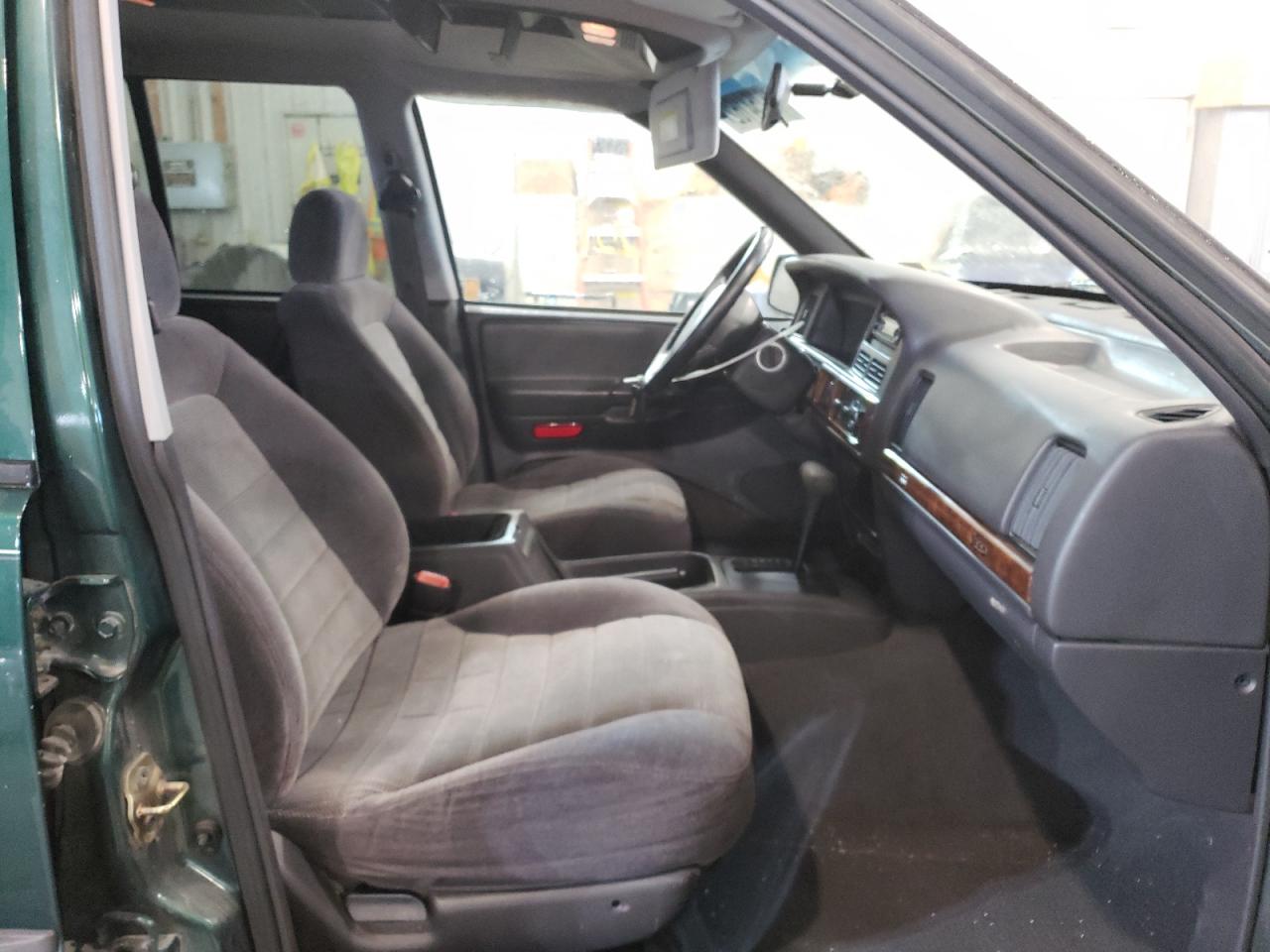 Photo 5 from auction – 1997 JEEP GRAND CHER with VIN 1J4FX58S5VC683760