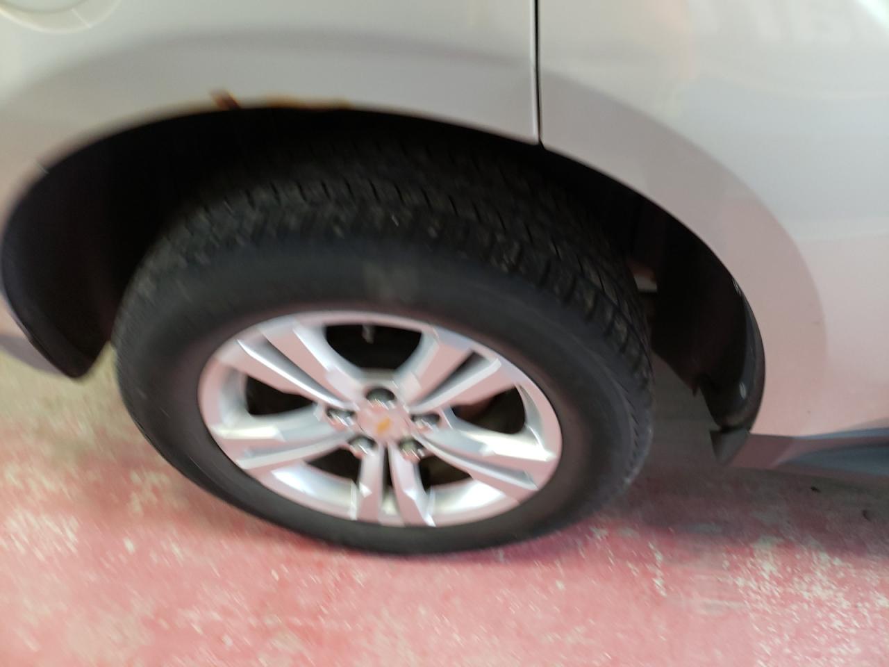 Photo 9 from auction – 2011 CHEVROLET EQUINOX LS with VIN 2CNFLCEC0B6425584