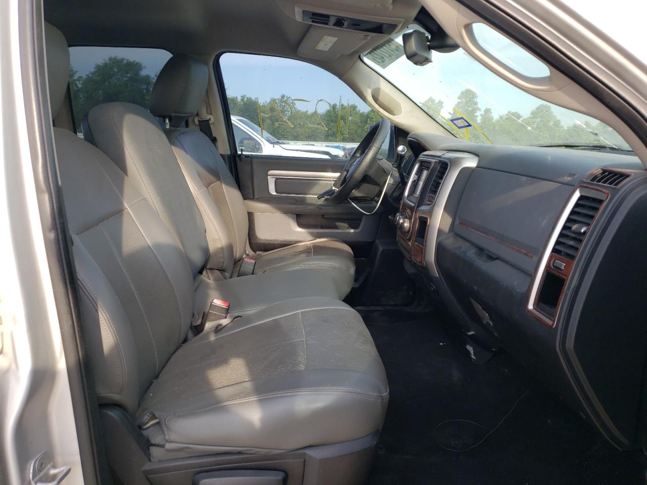 Photo 5 from auction – 2013 RAM 1500 SLT with VIN 1C6RR6GP9DS633276