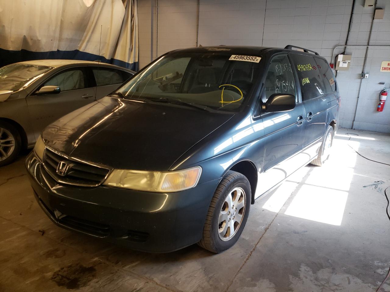 Photo 2 from auction – 2003 HONDA ODYSSEY EX with VIN 5FNRL18693B128529