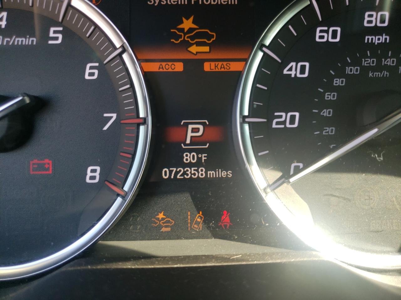 Photo 8 from auction – 2018 ACURA TLX with VIN 19UUB1F3XJA005917