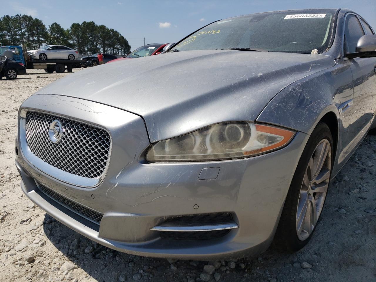 Photo 9 from auction – 2011 JAGUAR XJ with VIN SAJWA1CBXBLV02835