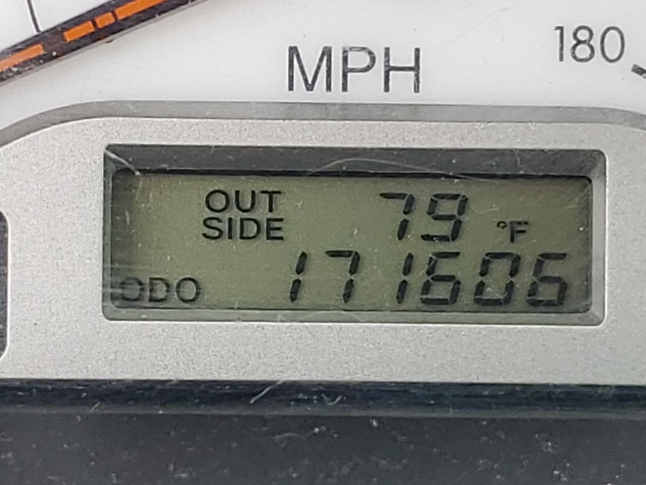 Photo 8 from auction – 2005 TOYOTA COROLLA CE with VIN 2T1BR32EX5C445786