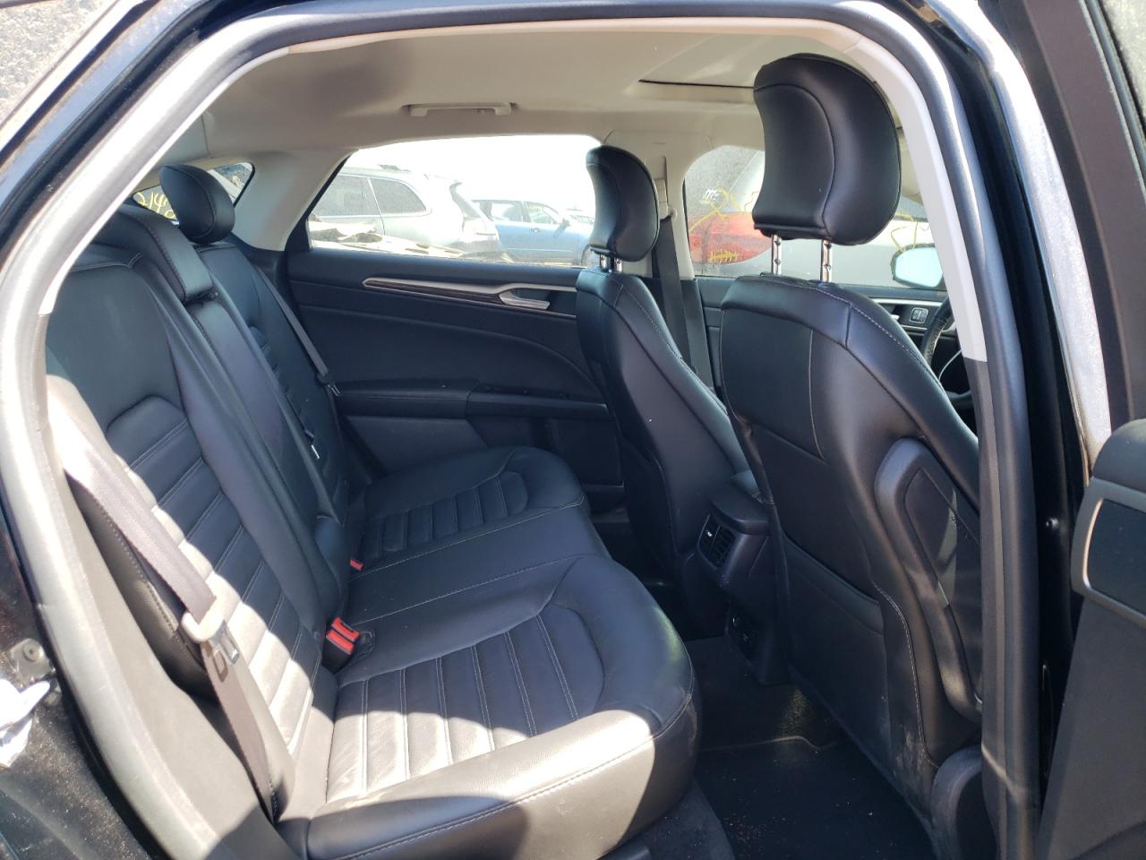 Photo 18 from auction – 2016 FORD FUSION SE with VIN 3FA6P0T96GR278546