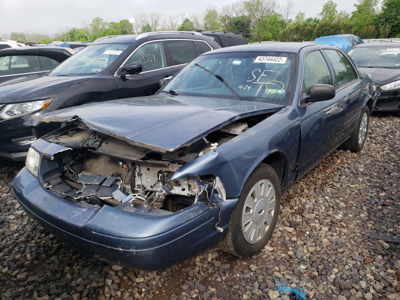 Photo 2 from auction – 2008 FORD CROWN VICT with VIN 2FAHP71V88X148675