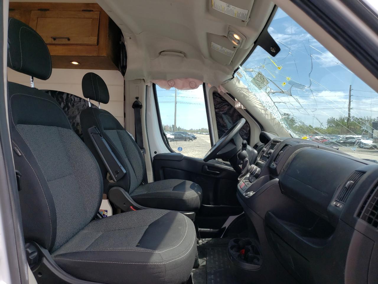 Photo 5 from auction – 2016 RAM PROMASTER with VIN 3C6TRVDG2GE128191