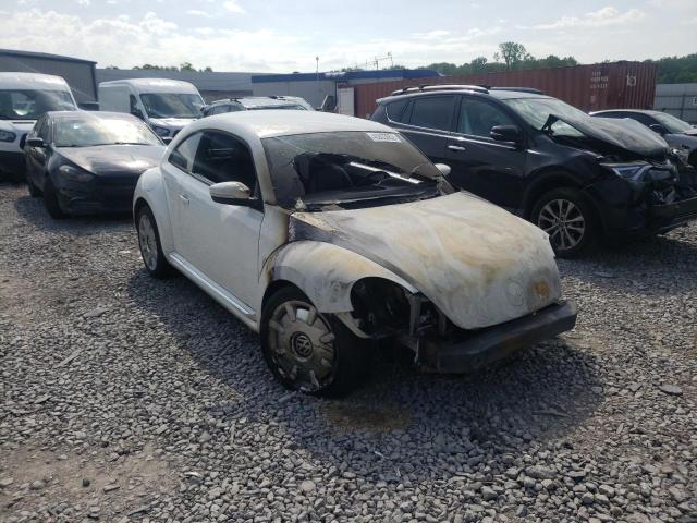 VOLKSWAGEN BEETLE 2012 with VIN 3VWJP7AT1CM645398 - Photo from auction