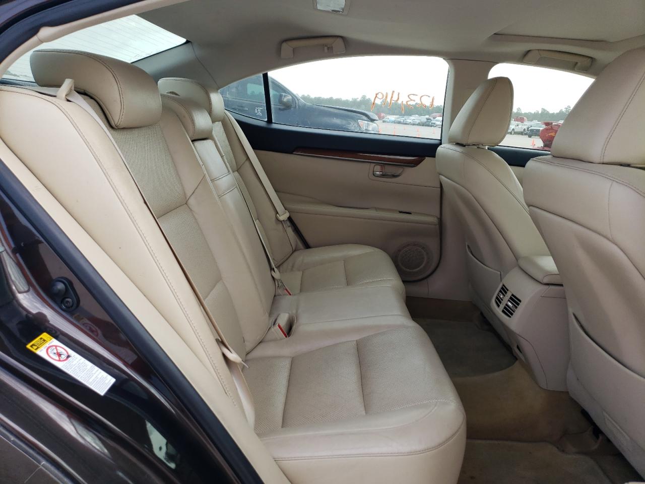 Photo 6 from auction – 2013 LEXUS ES 300H with VIN JTHBW1GGXD2009538