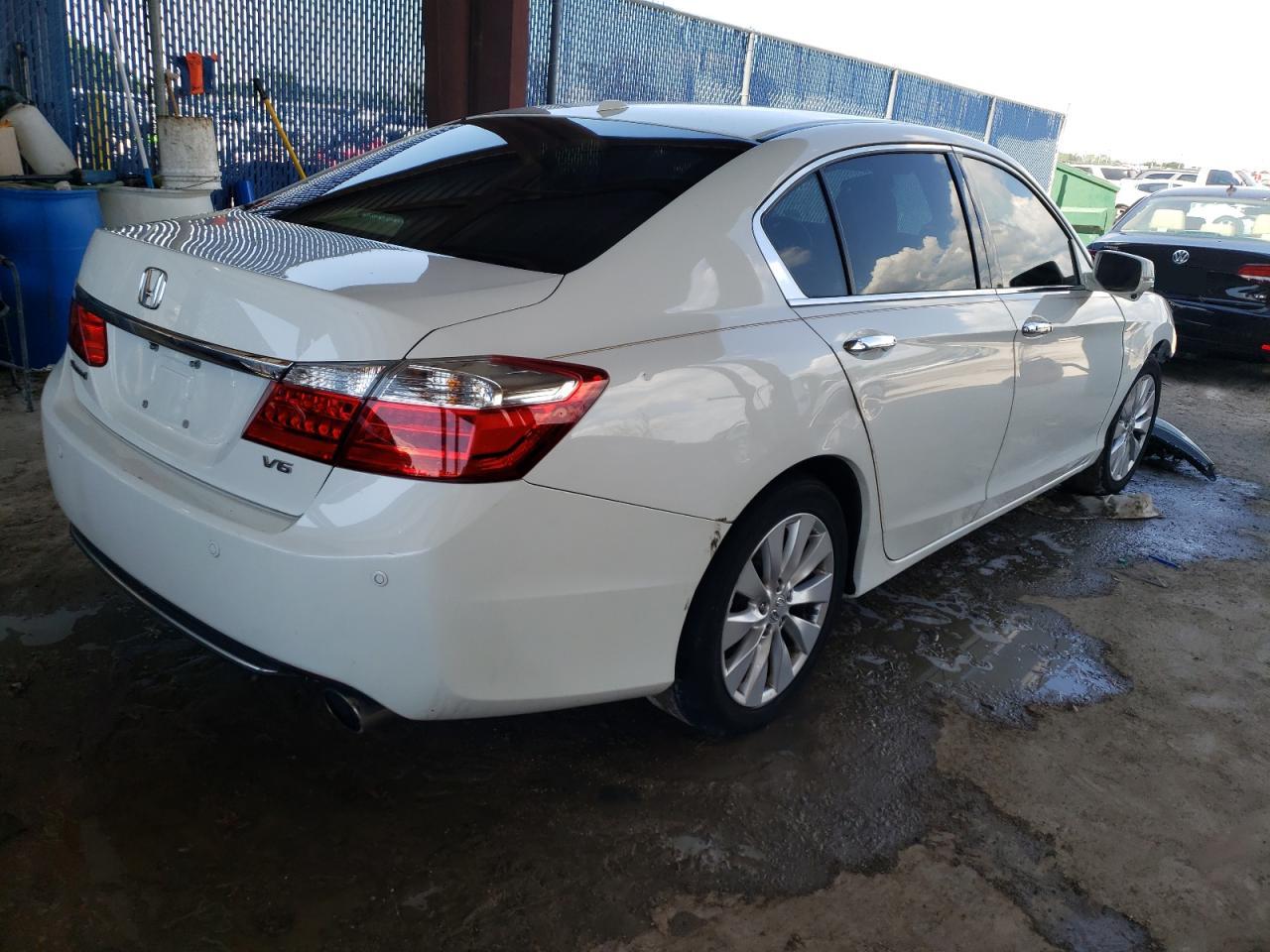Photo 20 from auction – 2013 HONDA ACCORD EXL with VIN 1HGCR3F80DA017948