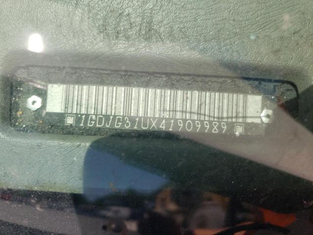 Photo 10 from auction – 2004 GMC SAVANA CUT with VIN 1GDJG31UX41909989