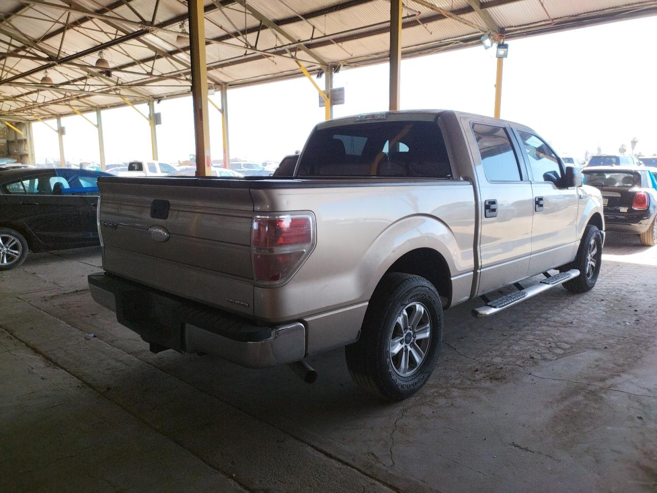 Photo 4 from auction – 2012 FORD F150 SUPER with VIN 1FTFW1CF8CFA59247
