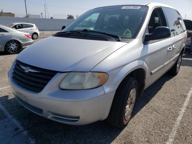 Photo 2 from auction – 2006 CHRYSLER TOWN & COU with VIN 1A4GP45R96B703824