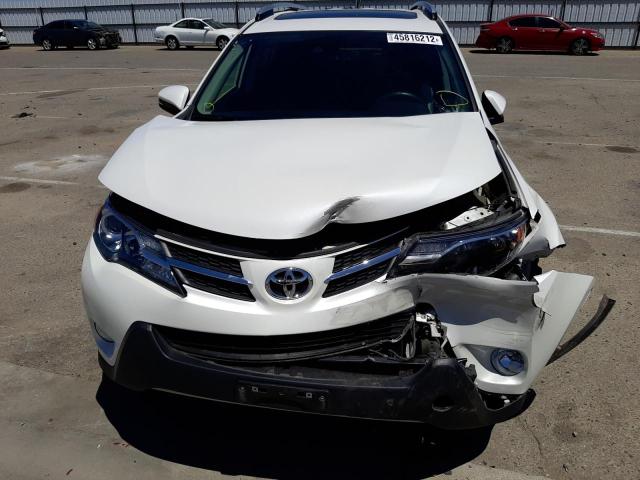 Photo 9 from auction – 2015 TOYOTA RAV4 LIMIT with VIN 2T3YFREV1FW140167