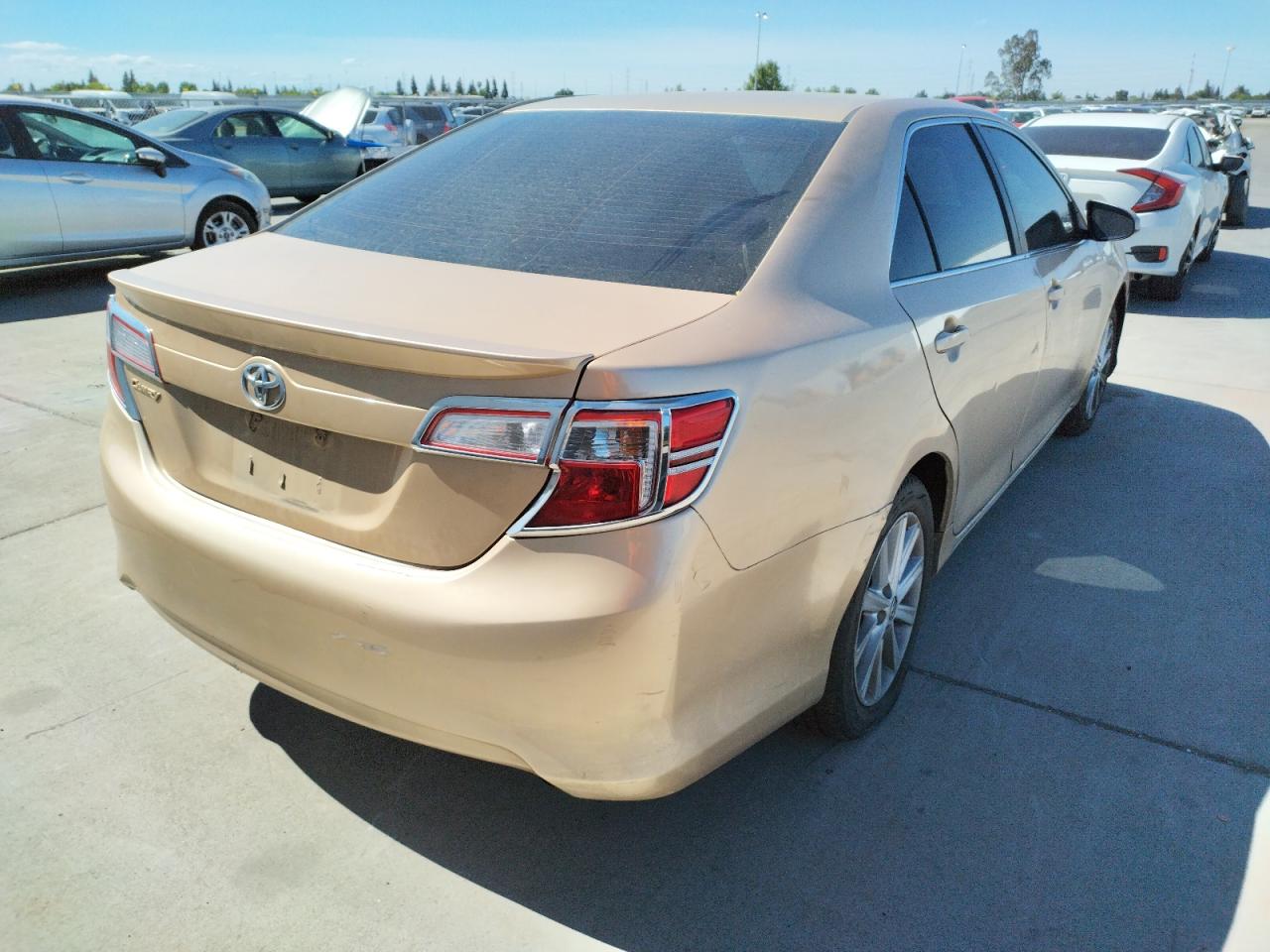 Photo 4 from auction – 2012 TOYOTA CAMRY BASE with VIN 4T1BF1FK8CU029244