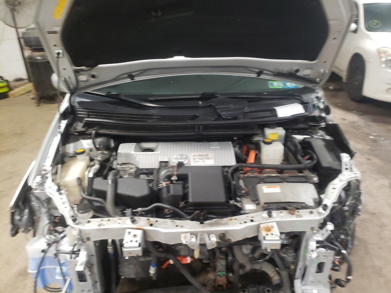 Photo 7 from auction – 2012 TOYOTA PRIUS with VIN JTDKN3DU3C1512343