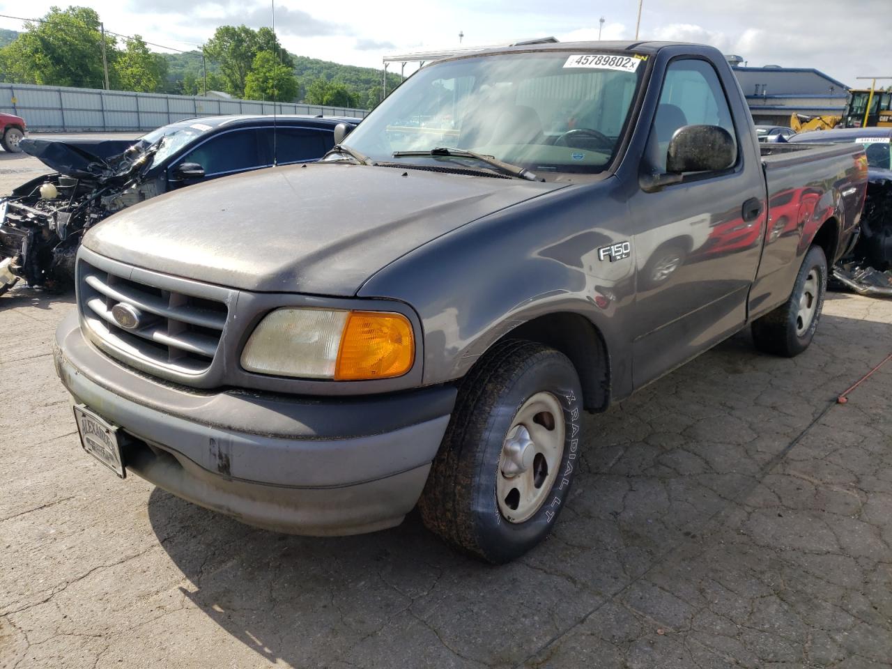 Photo 2 from auction – 2004 FORD F-150 HERI with VIN 2FTRF17294CA06865