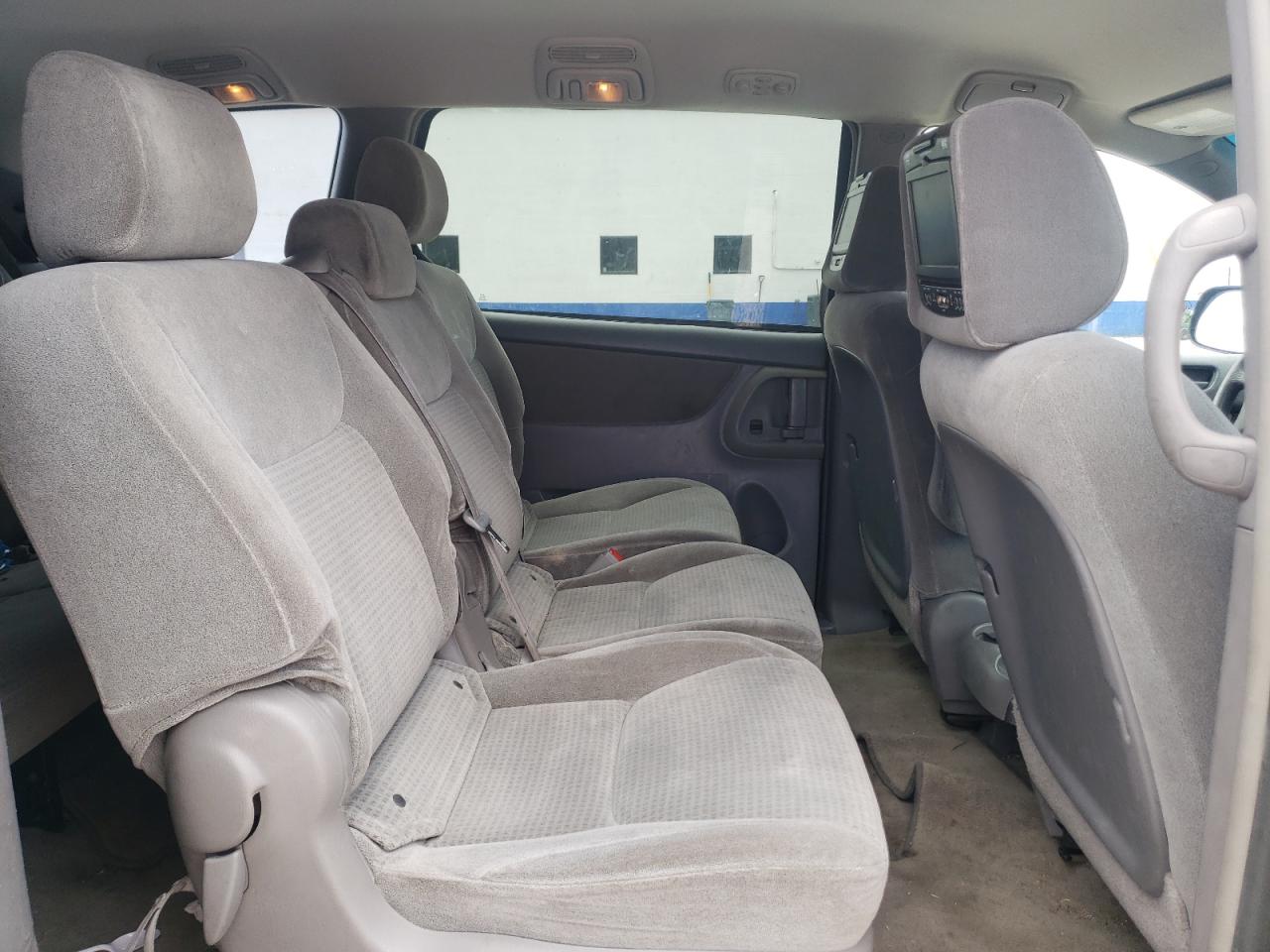 Photo 6 from auction – 2006 TOYOTA SIENNA CE with VIN 5TDZA23C06S579017