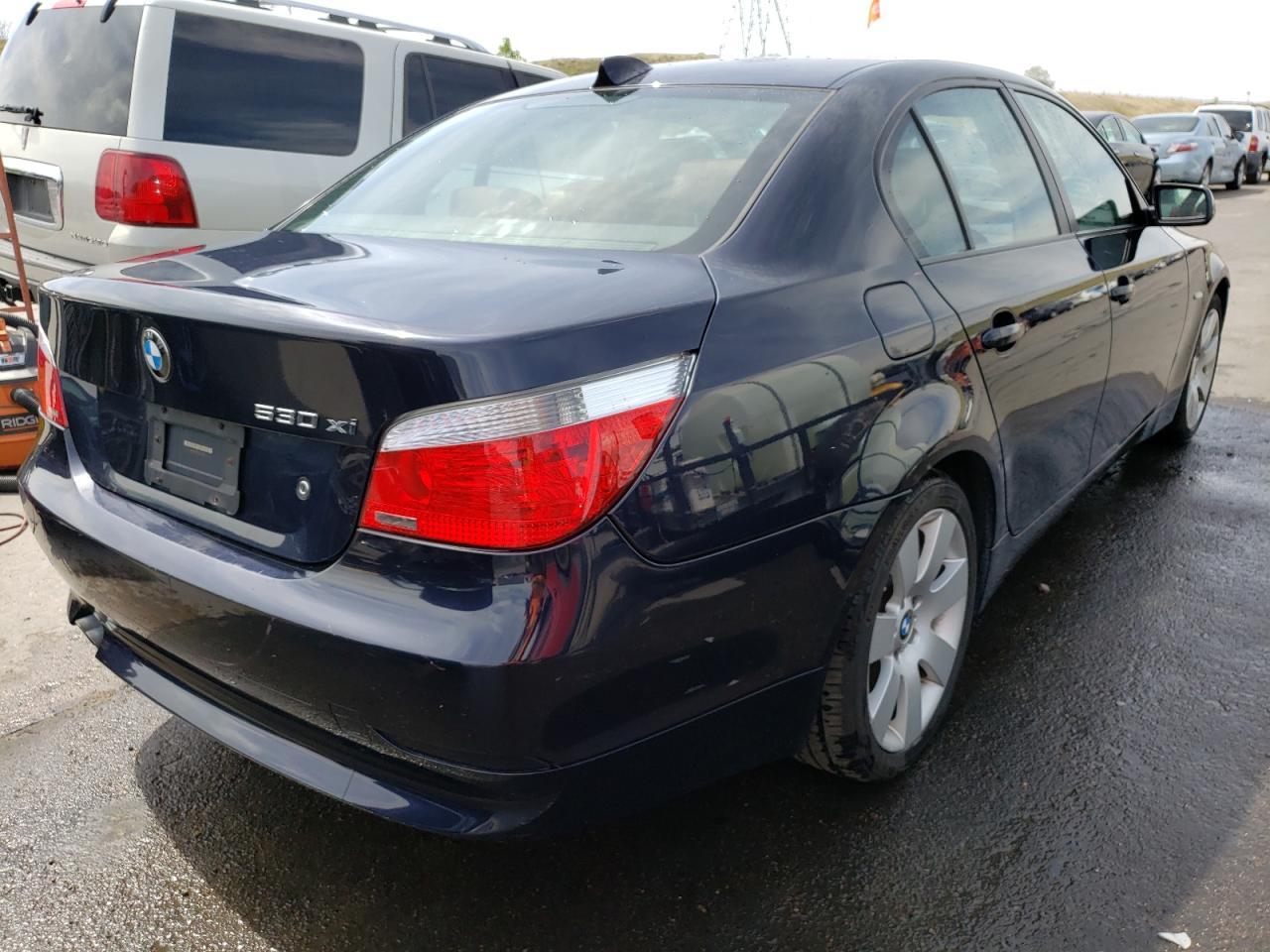 Photo 4 from auction – 2007 BMW 530 XI with VIN WBANF73517CU27973