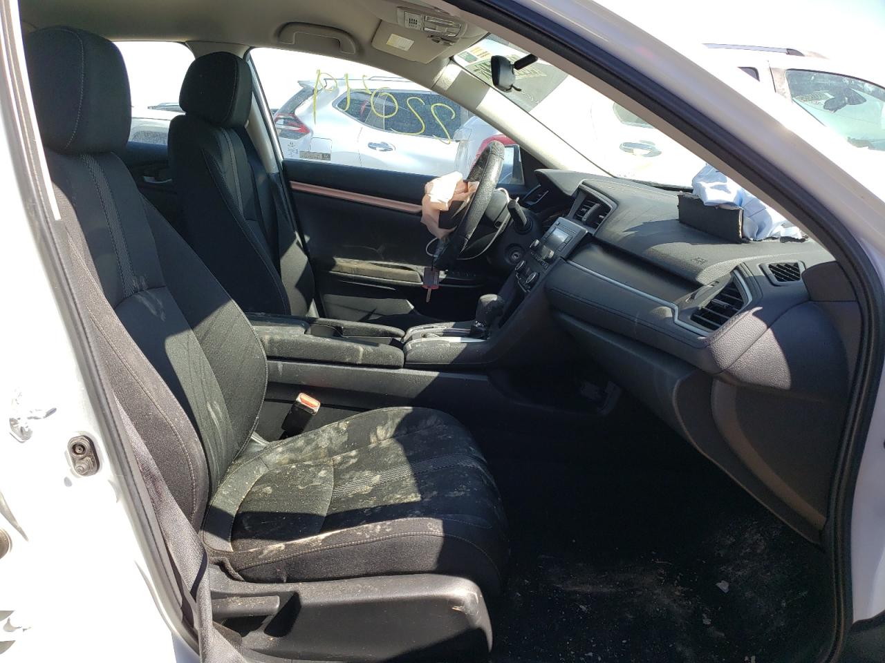 Photo 5 from auction – 2021 HONDA CIVIC LX with VIN 2HGFC2F68MH543799