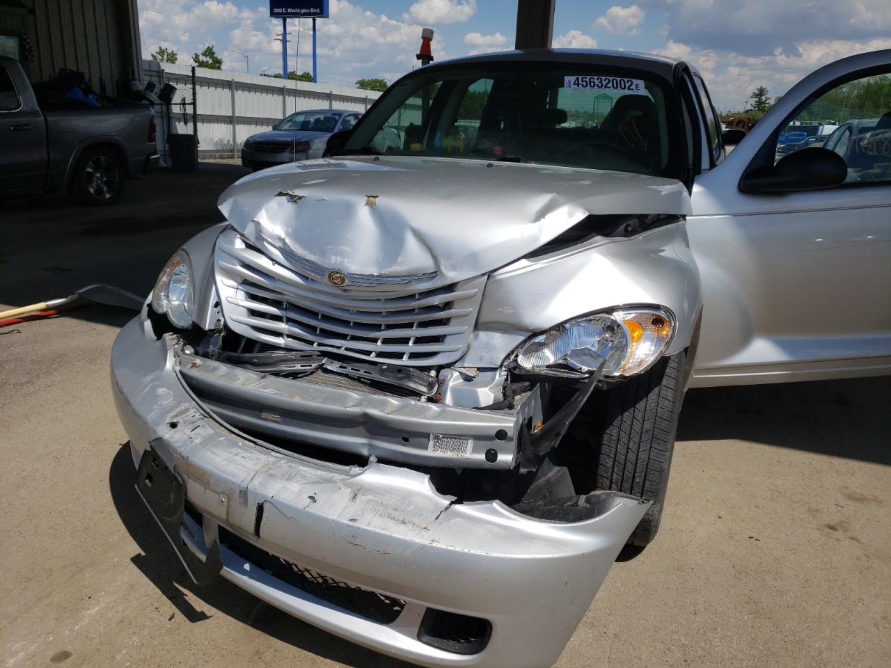 Photo 7 from auction – 2009 CHRYSLER PT CRUISER with VIN 3A8FY48919T616182