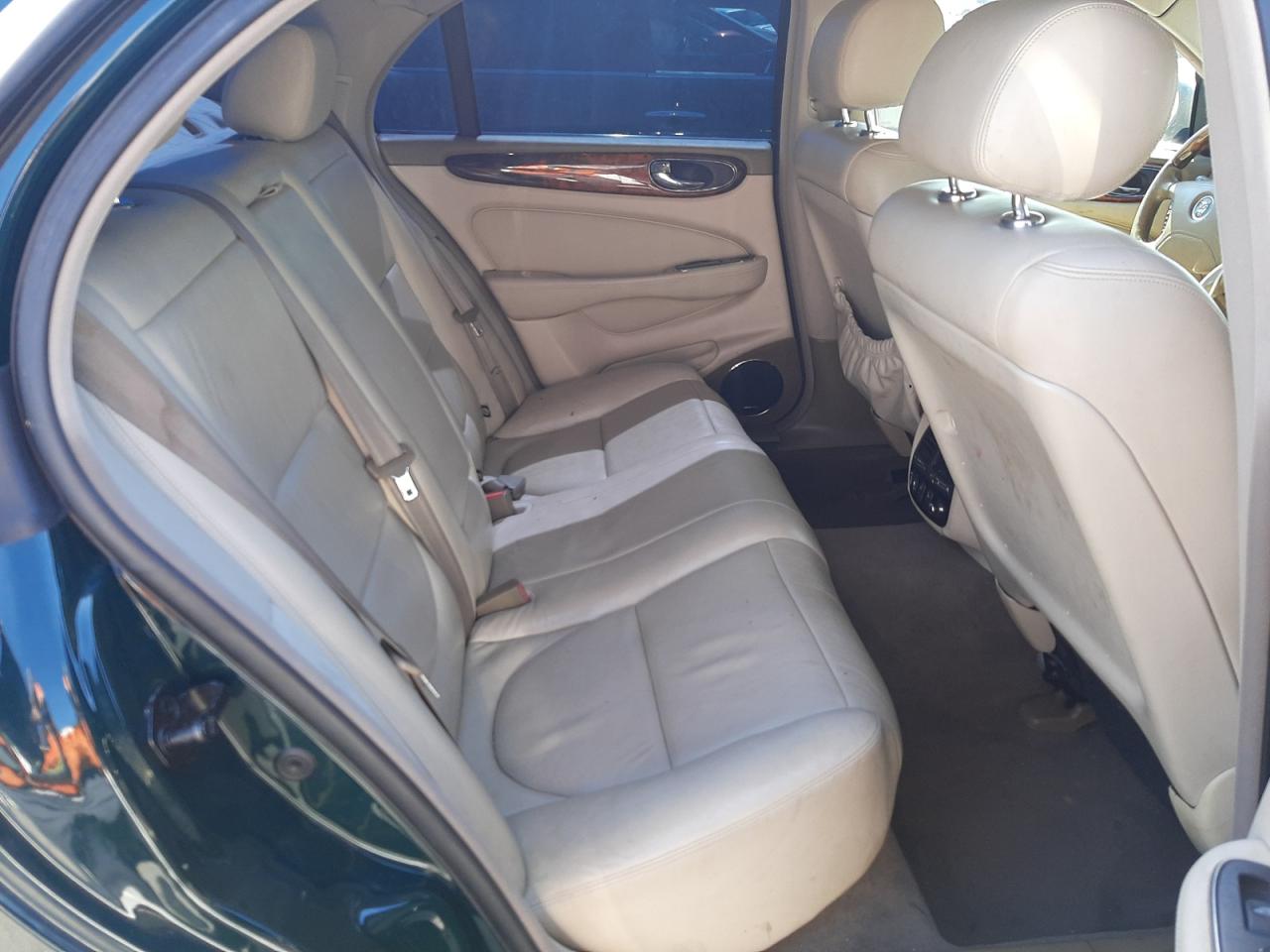Photo 6 from auction – 2004 JAGUAR XJ8 with VIN SAJEA71C14SG06345