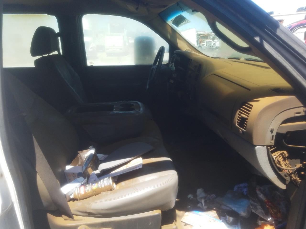 Photo 5 from auction – 2009 CHEVROLET SILVERADO with VIN 1GBHC43K29F127779