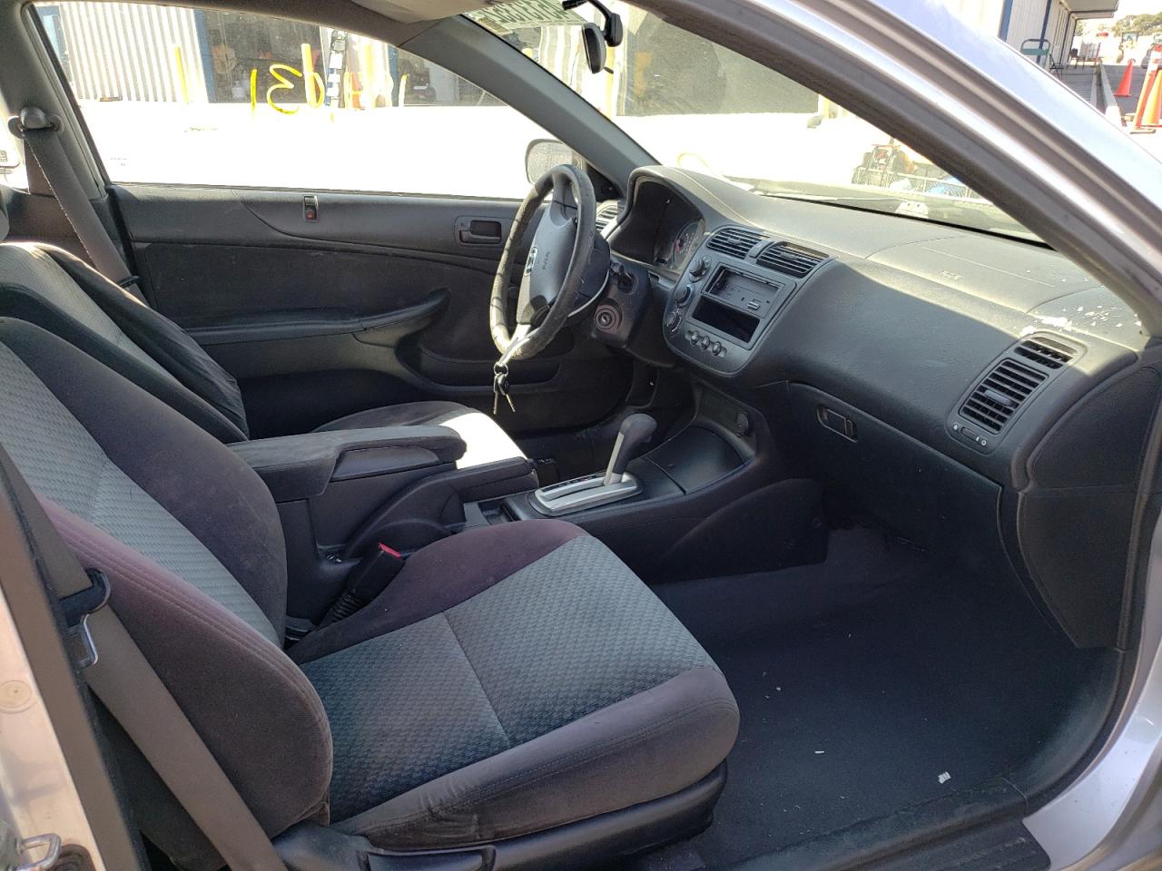 Photo 5 from auction – 2004 HONDA CIVIC VP with VIN 1HGEM22194L040756